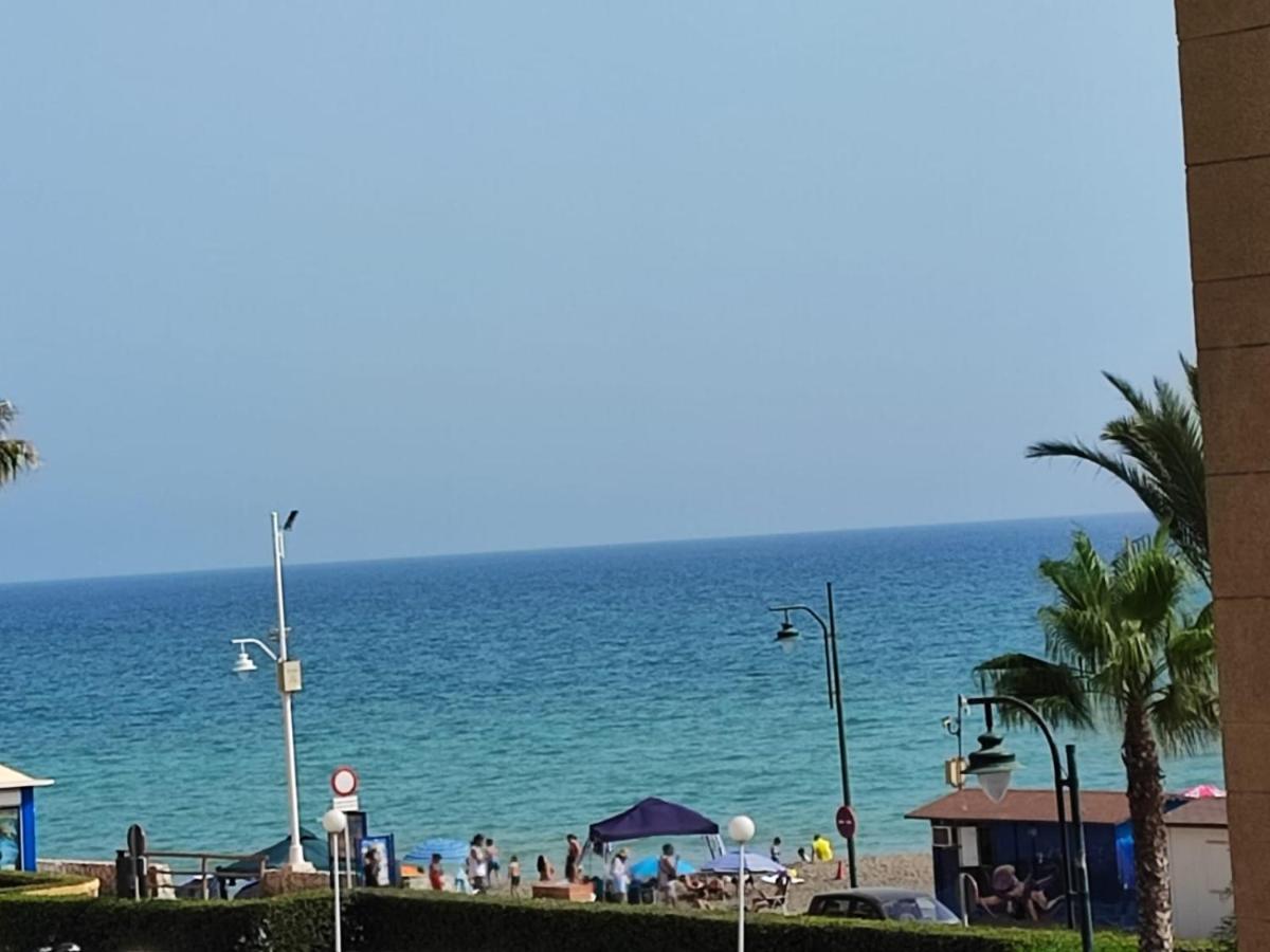 Casa Playa Guadalmar, Beautiful Apartment In Front Of The Sea, Wifi, Ac, Smart Tv, Private Parking 马拉加 外观 照片