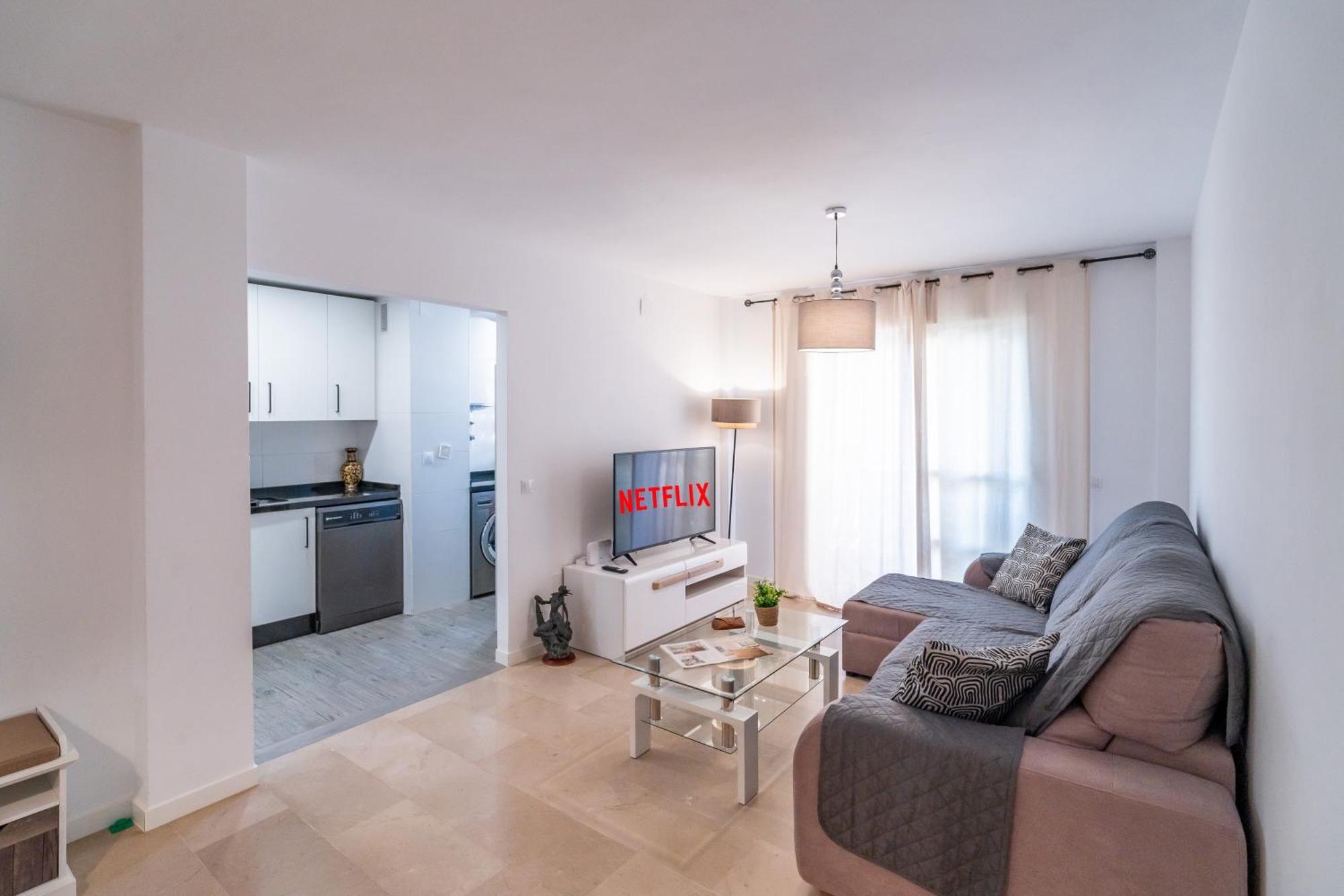 Casa Playa Guadalmar, Beautiful Apartment In Front Of The Sea, Wifi, Ac, Smart Tv, Private Parking 马拉加 外观 照片