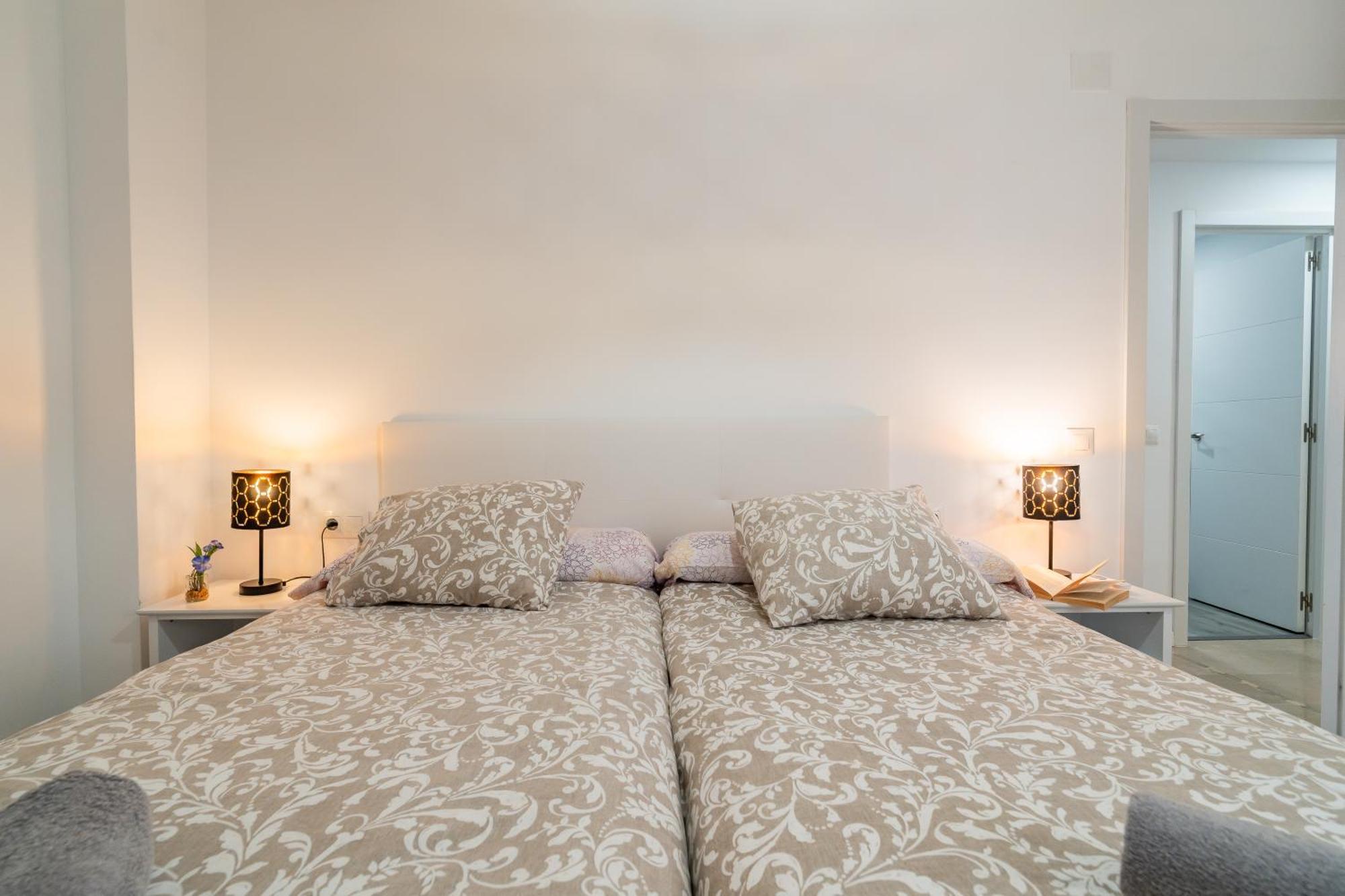 Casa Playa Guadalmar, Beautiful Apartment In Front Of The Sea, Wifi, Ac, Smart Tv, Private Parking 马拉加 外观 照片